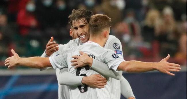 Bayern Monachium prowadzi z passą 2- 1